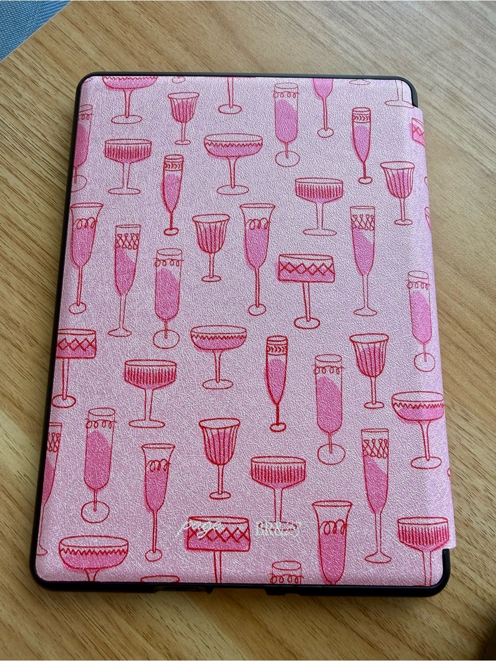 Paige. the Shop x BR&B Champagne Kindle Cover